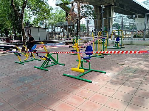 ผลงานติดตั้งเครื่องออกกำลังกายกลางแจ้ง สำนักงานเขตคลองสาน กรุงเทพมหานคร