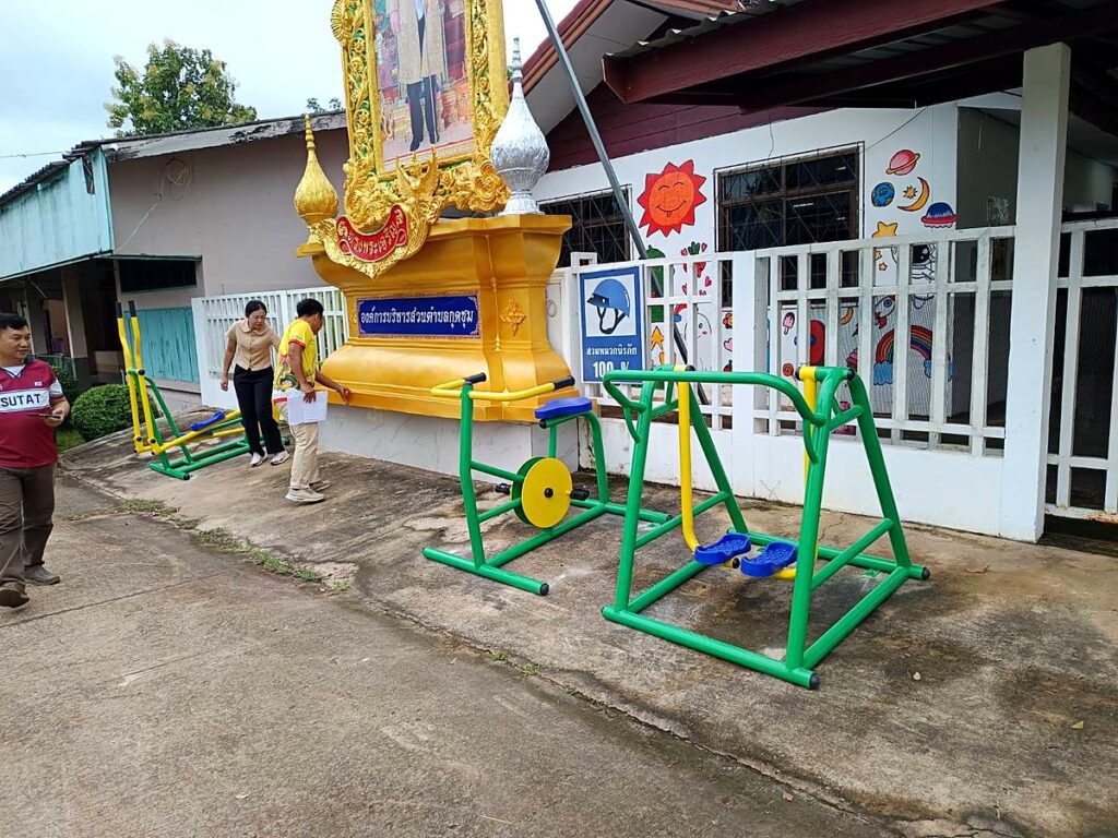 ผลงานติดตั้งเครื่องออกกำลังกายกลางแจ้ง อบต.กุดชุม อ.กุดชุม จ.ยโสธร (รูปที่ 1)